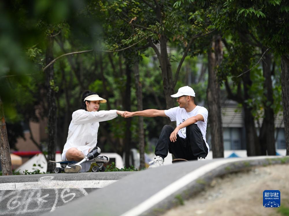 皇冠登3代理网址